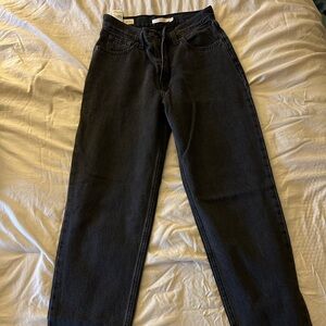 Levi’s 80s mom jeans